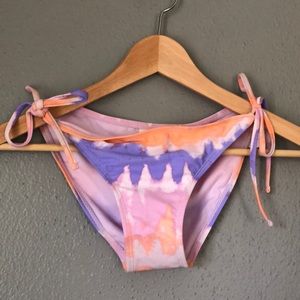 Pink Tie-Dye Bikini Bottoms Juniors Medium NWT